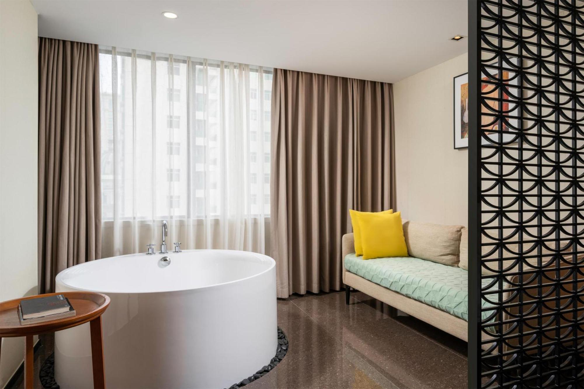Ssaw Boutique Hotel Санья Экстерьер фото