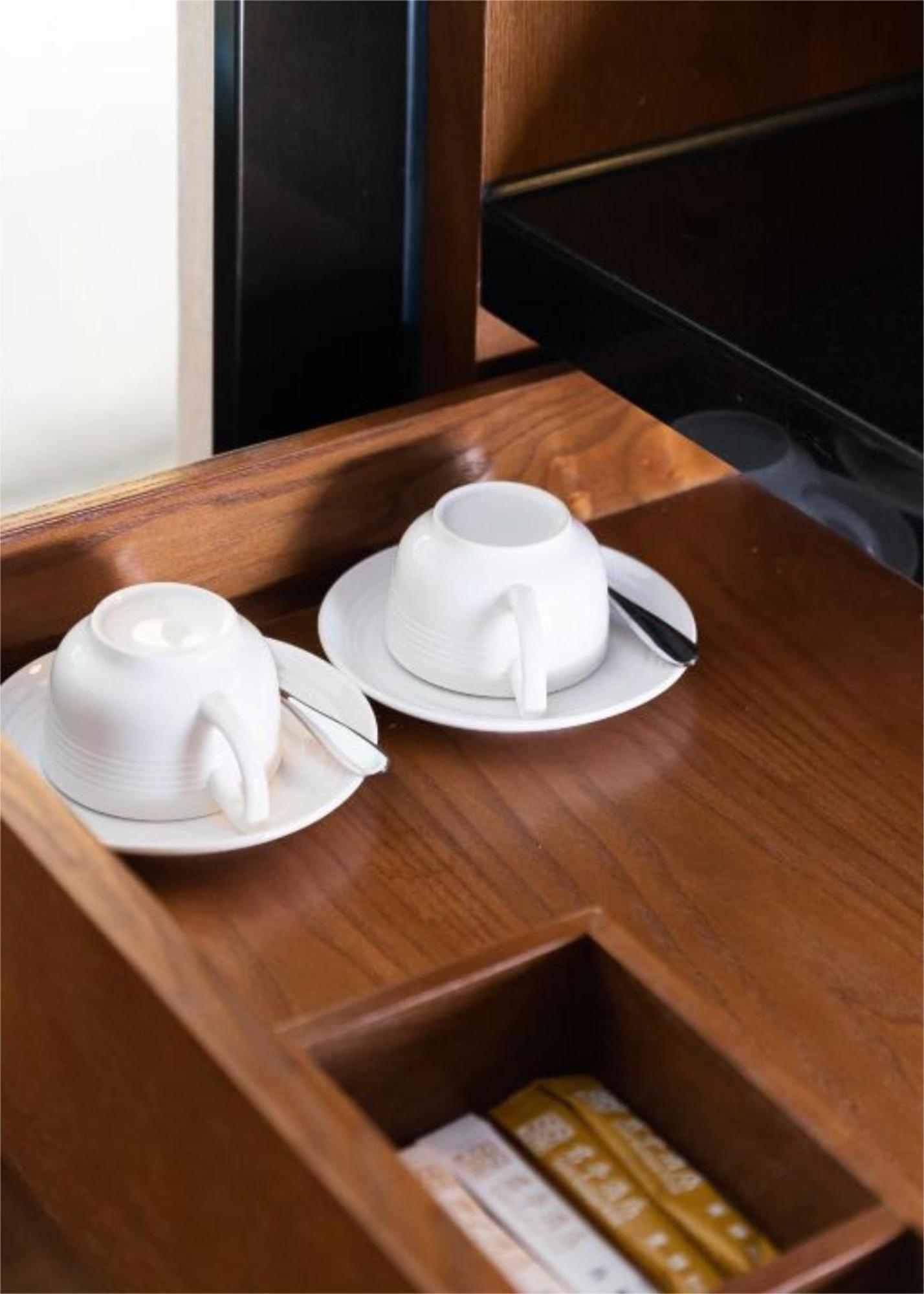 Ssaw Boutique Hotel Санья Экстерьер фото